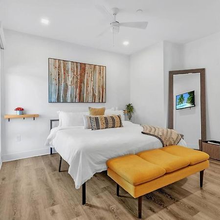 2 Bedroom 1 Bathroom Free Parking Dwntwn Newark Extérieur photo